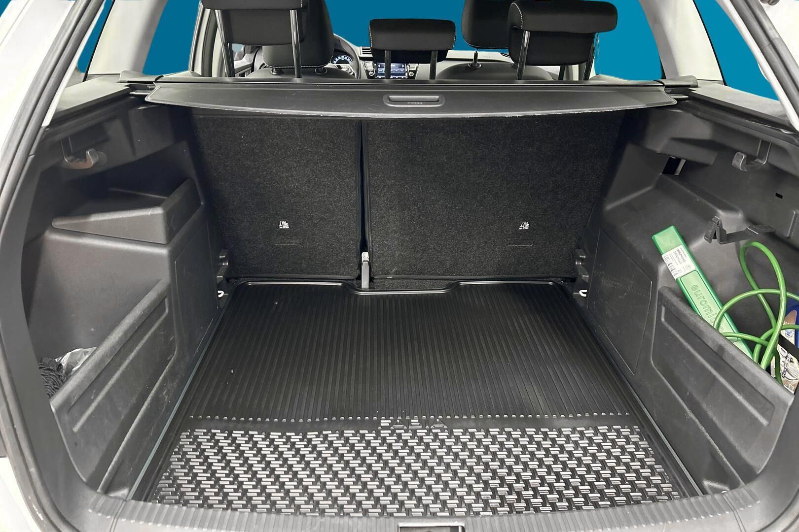Skoda Fabia iso kuva 10