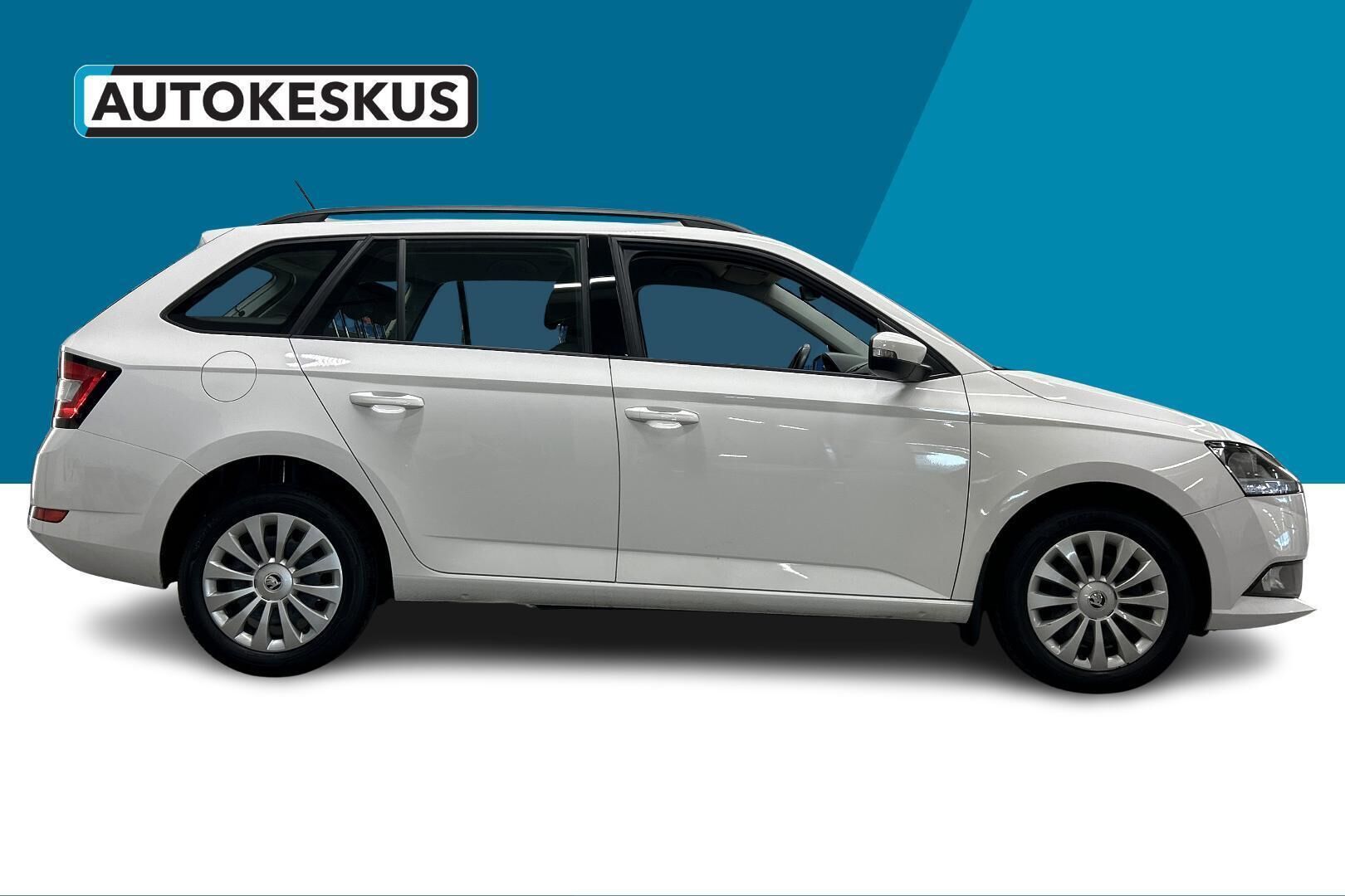 Skoda Fabia iso kuva 22
