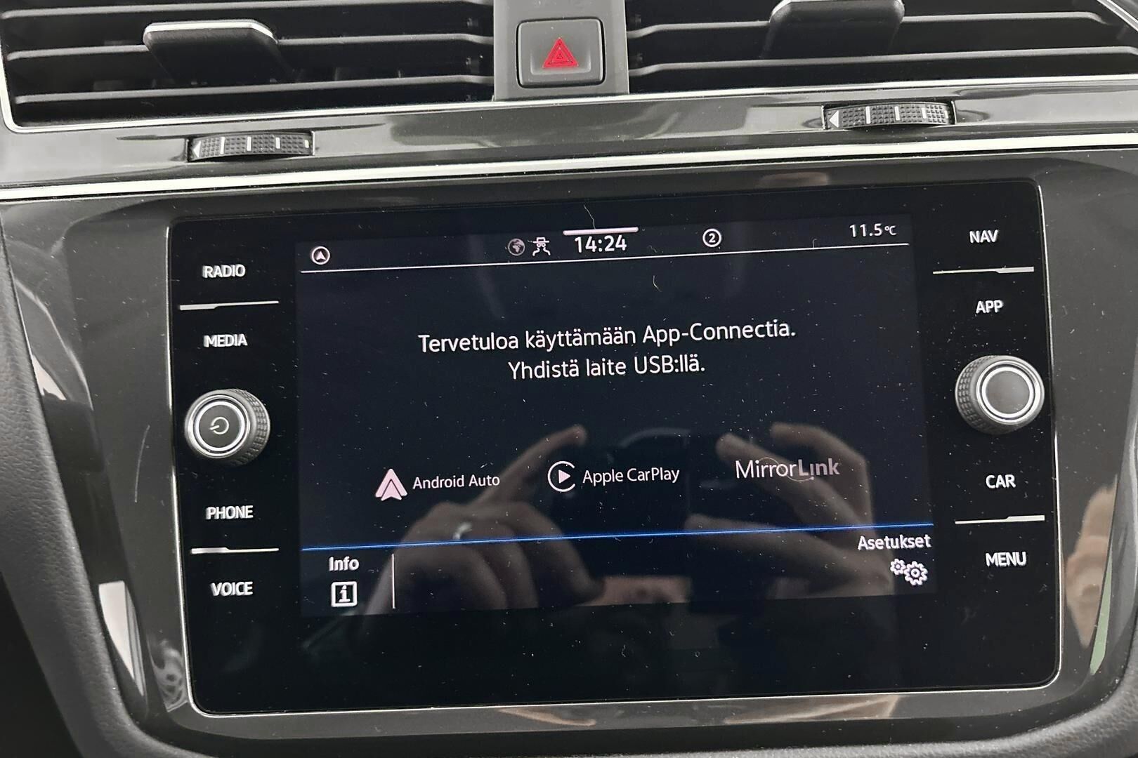 Volkswagen Tiguan iso kuva 24