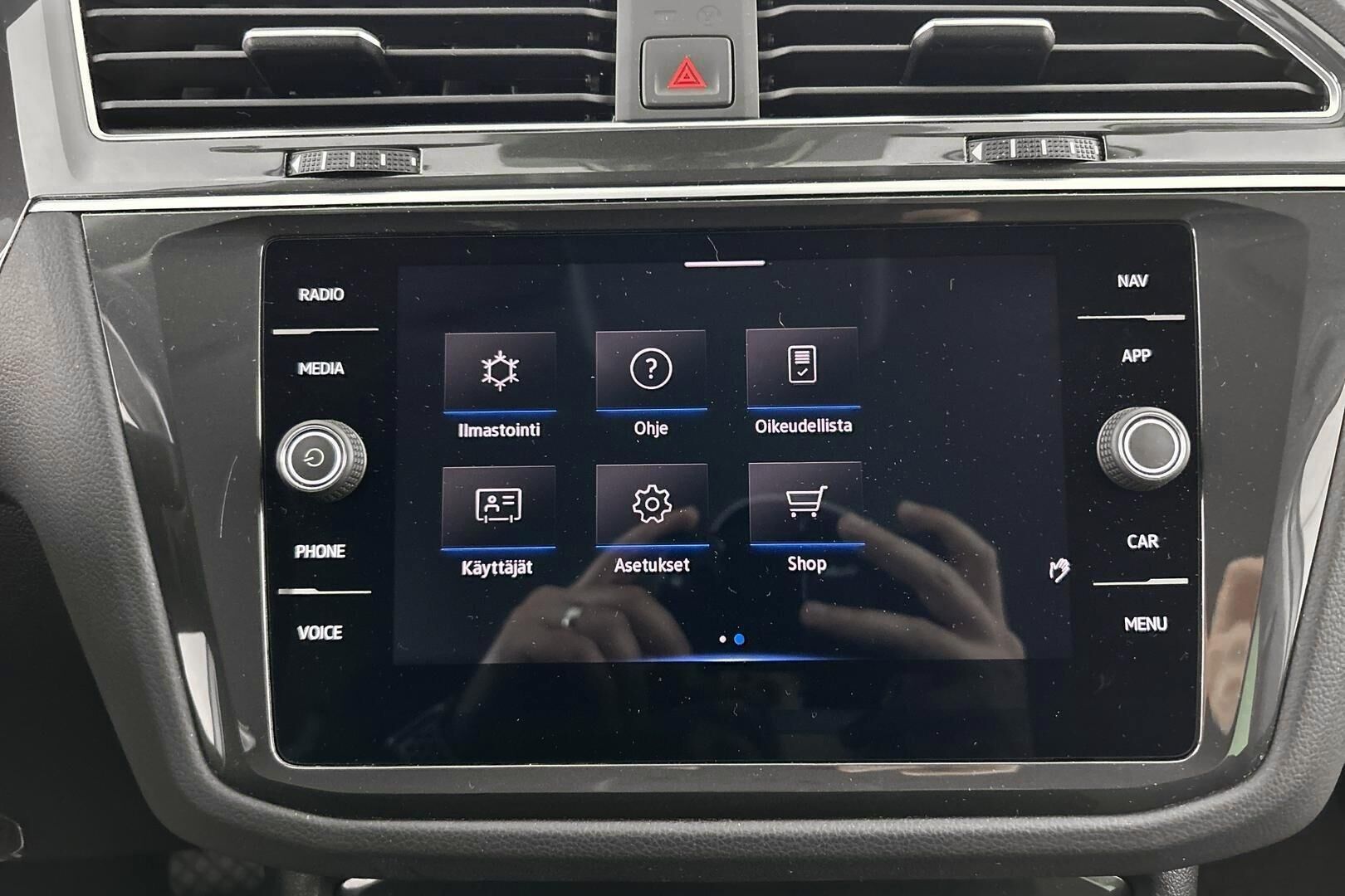 Volkswagen Tiguan iso kuva 26