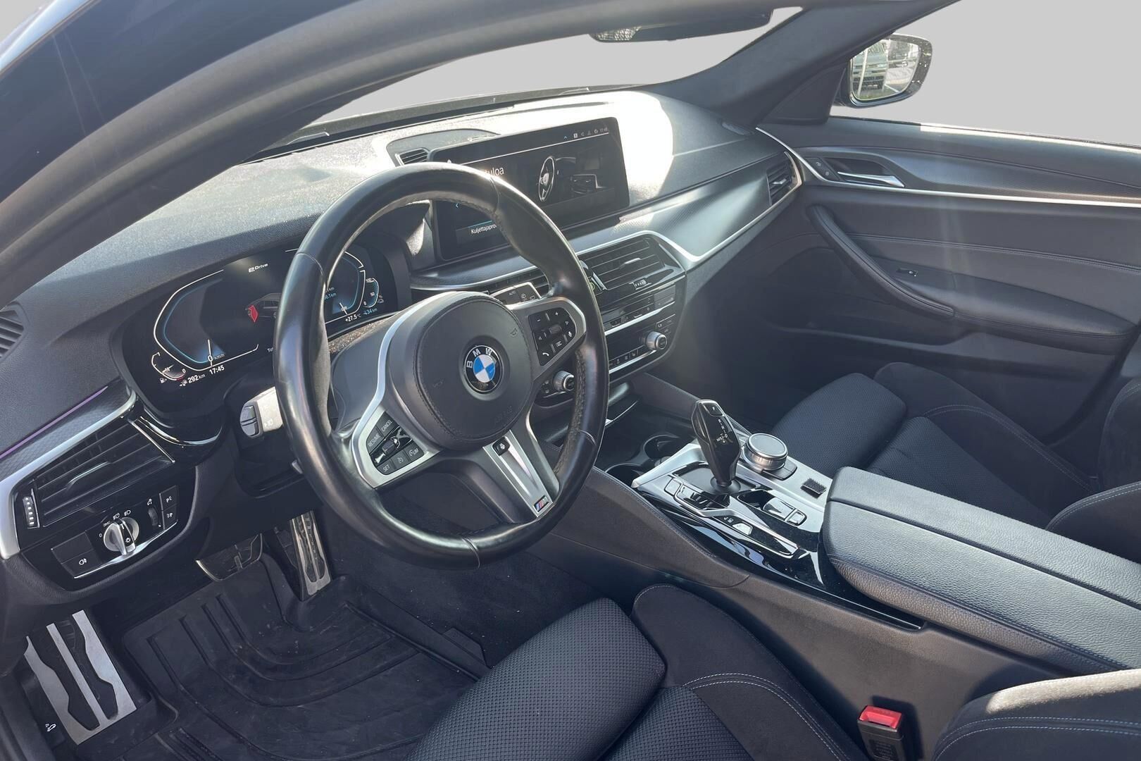 BMW 5-sarja iso kuva 2