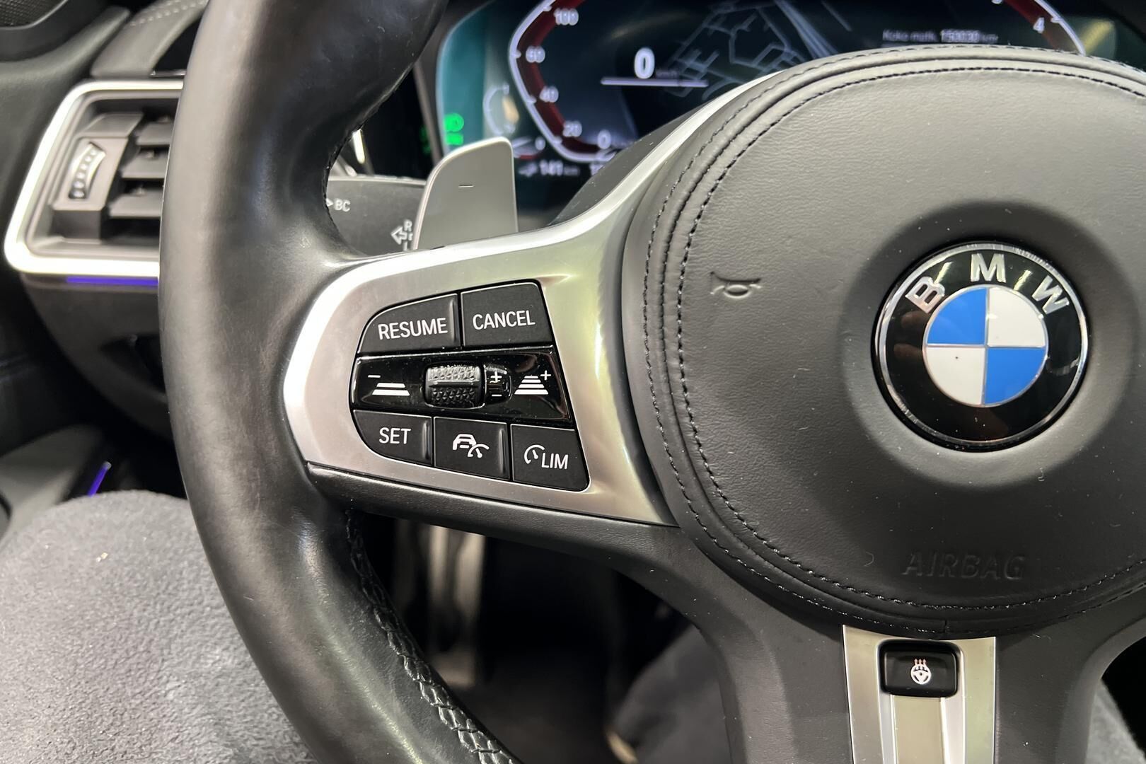 BMW 3-SARJA iso kuva 16