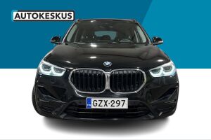 BMW X1 esikatselu 1