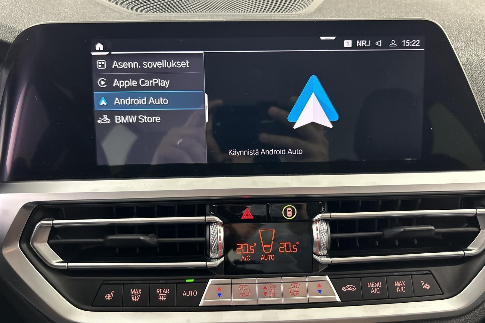 BMW 3-SARJA iso kuva 24