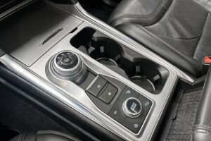 Ford Explorer esikatselu 14