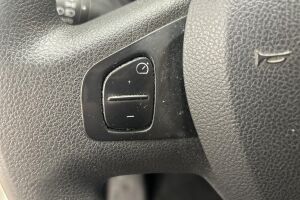 NISSAN NV300 esikatselu 16