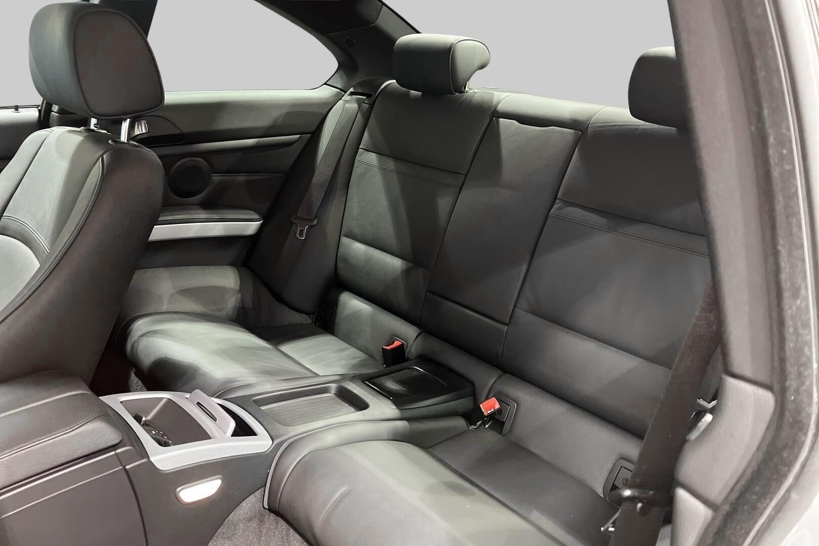 BMW 3-sarja iso kuva 10