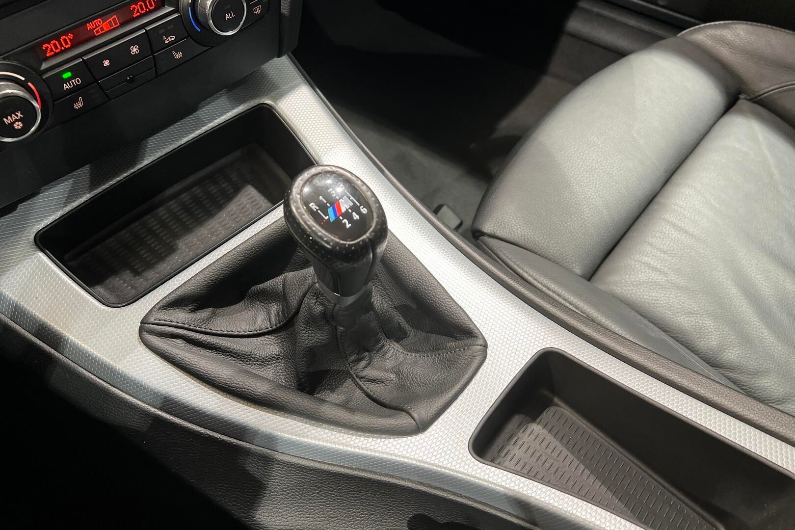BMW 3-sarja iso kuva 16