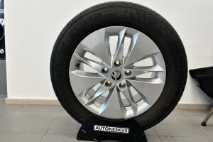 Skoda Octavia esikatselu 30