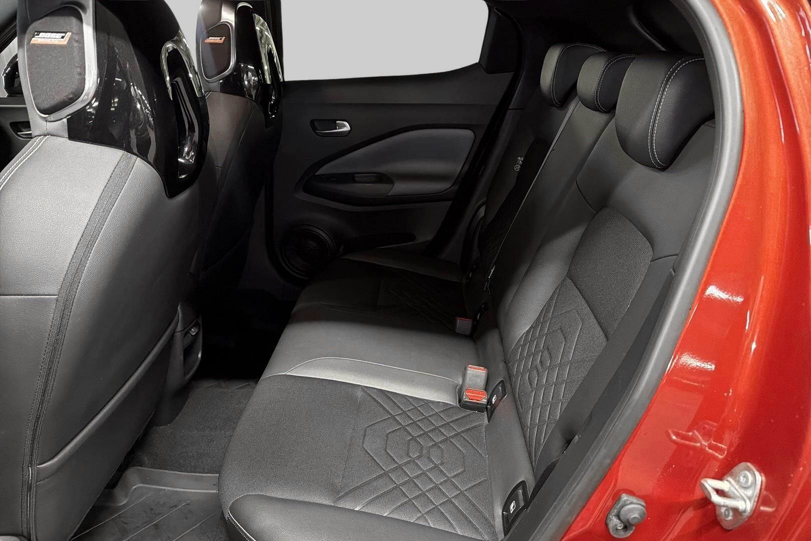 Nissan Juke iso kuva 8
