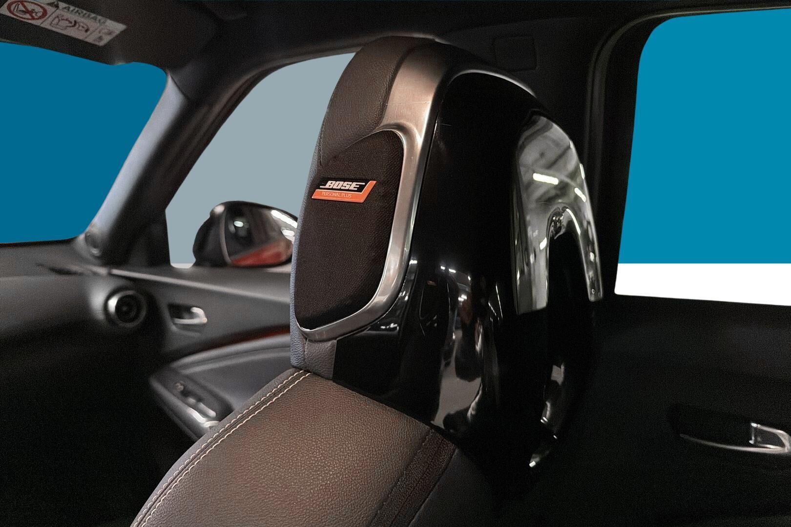 Nissan Juke iso kuva 13