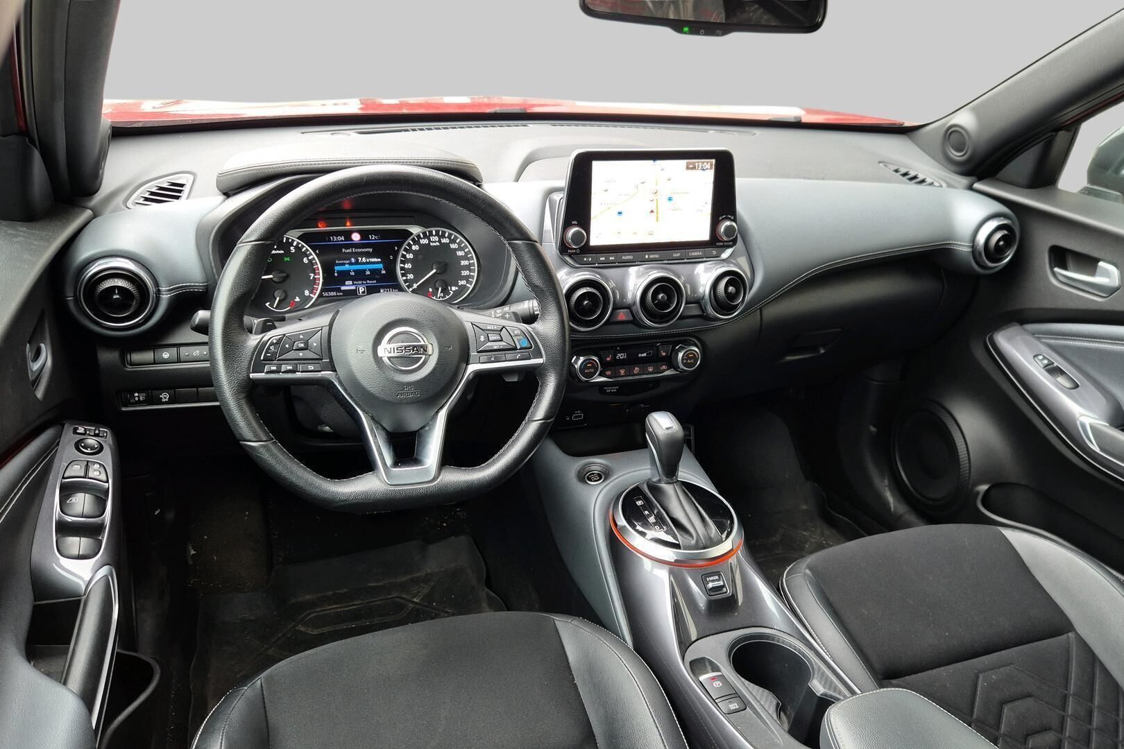 Nissan Juke iso kuva 2