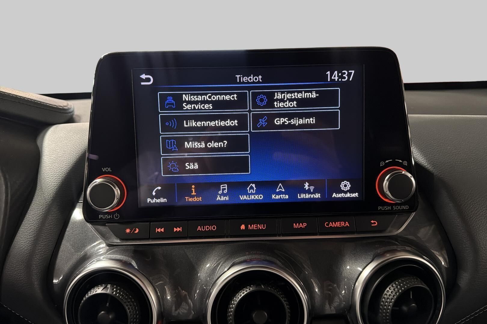 Nissan Juke iso kuva 36