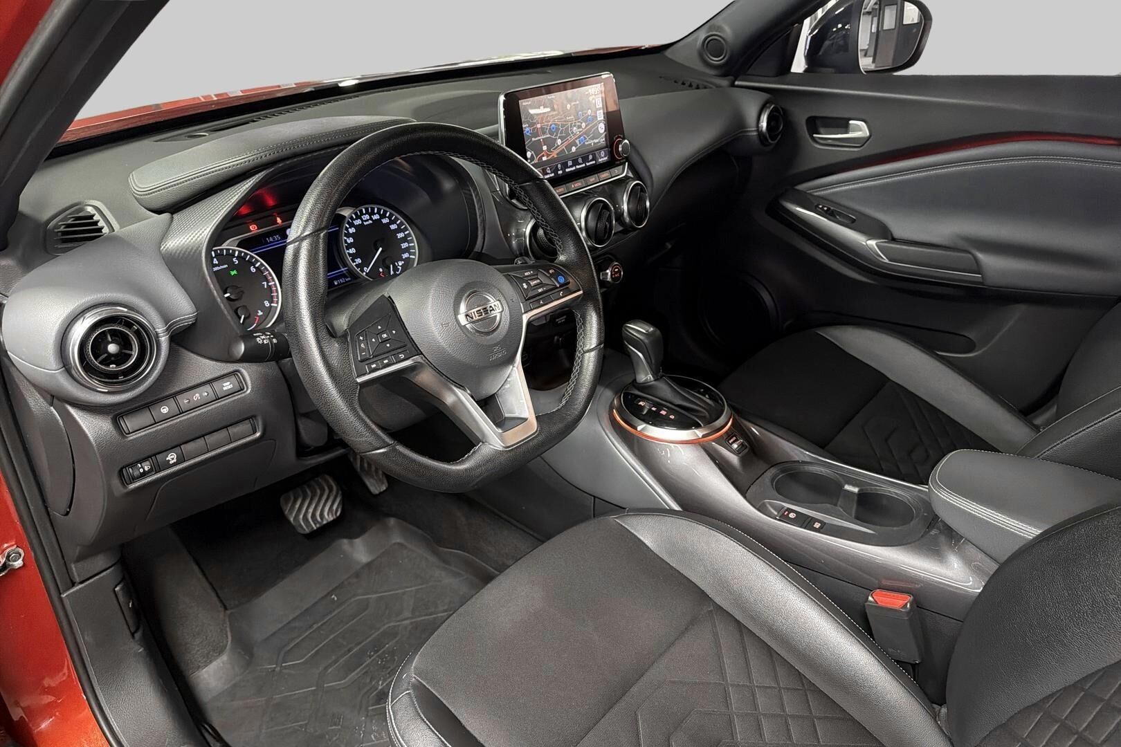 Nissan Juke iso kuva 7