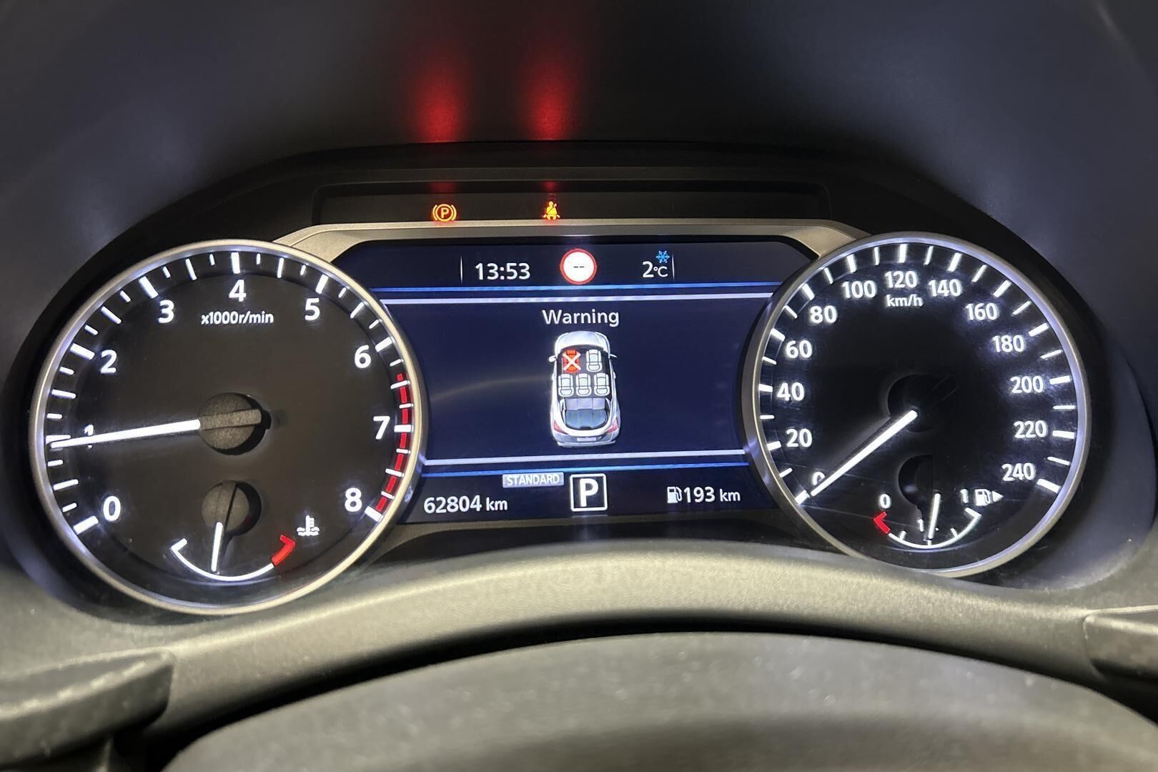 Nissan Juke iso kuva 14