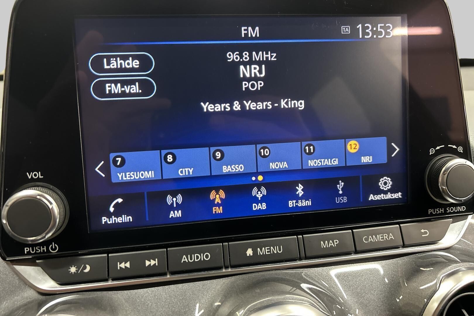 Nissan Juke iso kuva 15