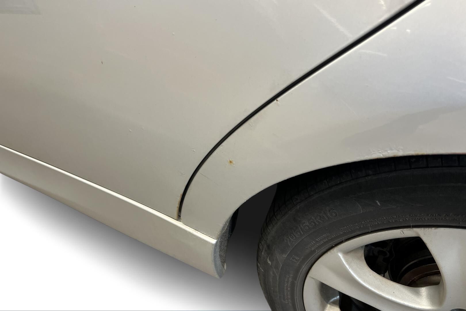 BMW 3-sarja iso kuva 17