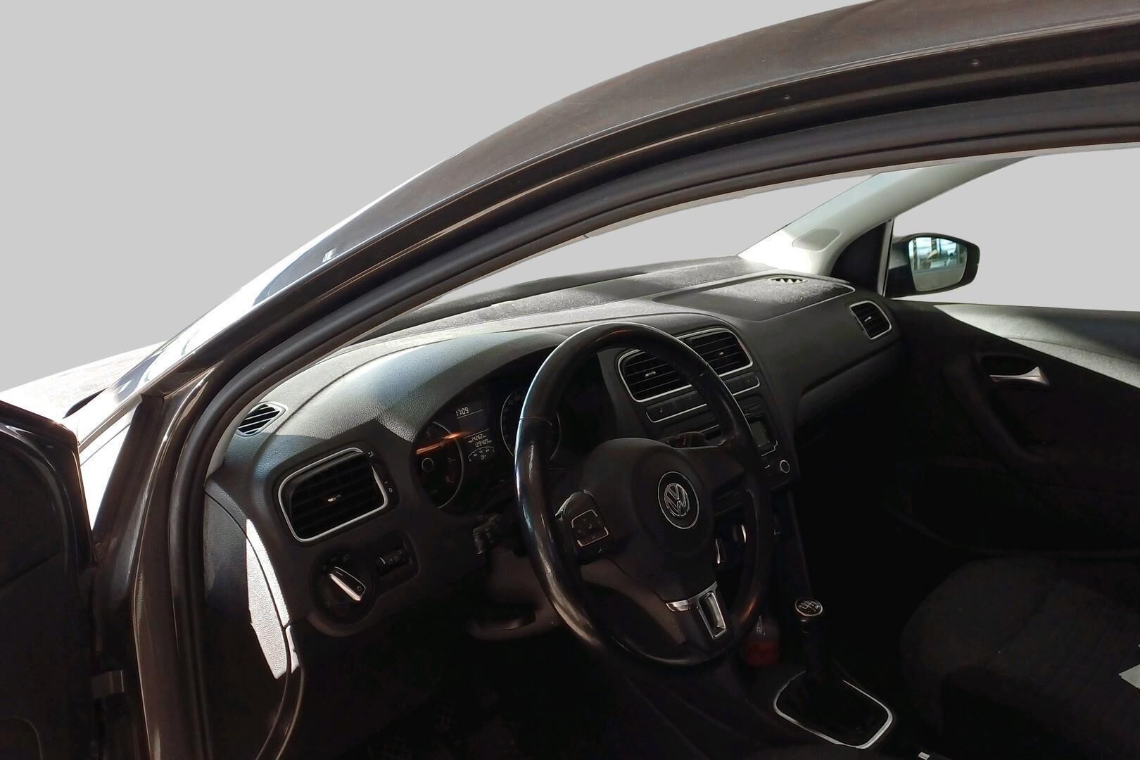 Volkswagen Polo iso kuva 2