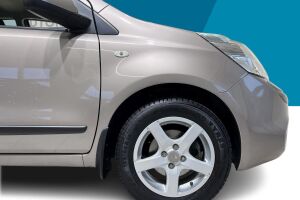 Nissan Note esikatselu 13