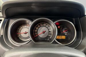 Nissan Tiida esikatselu 10