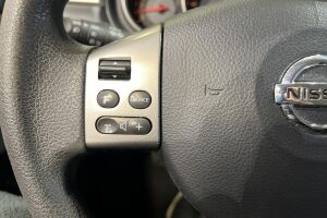 Nissan Tiida esikatselu 14