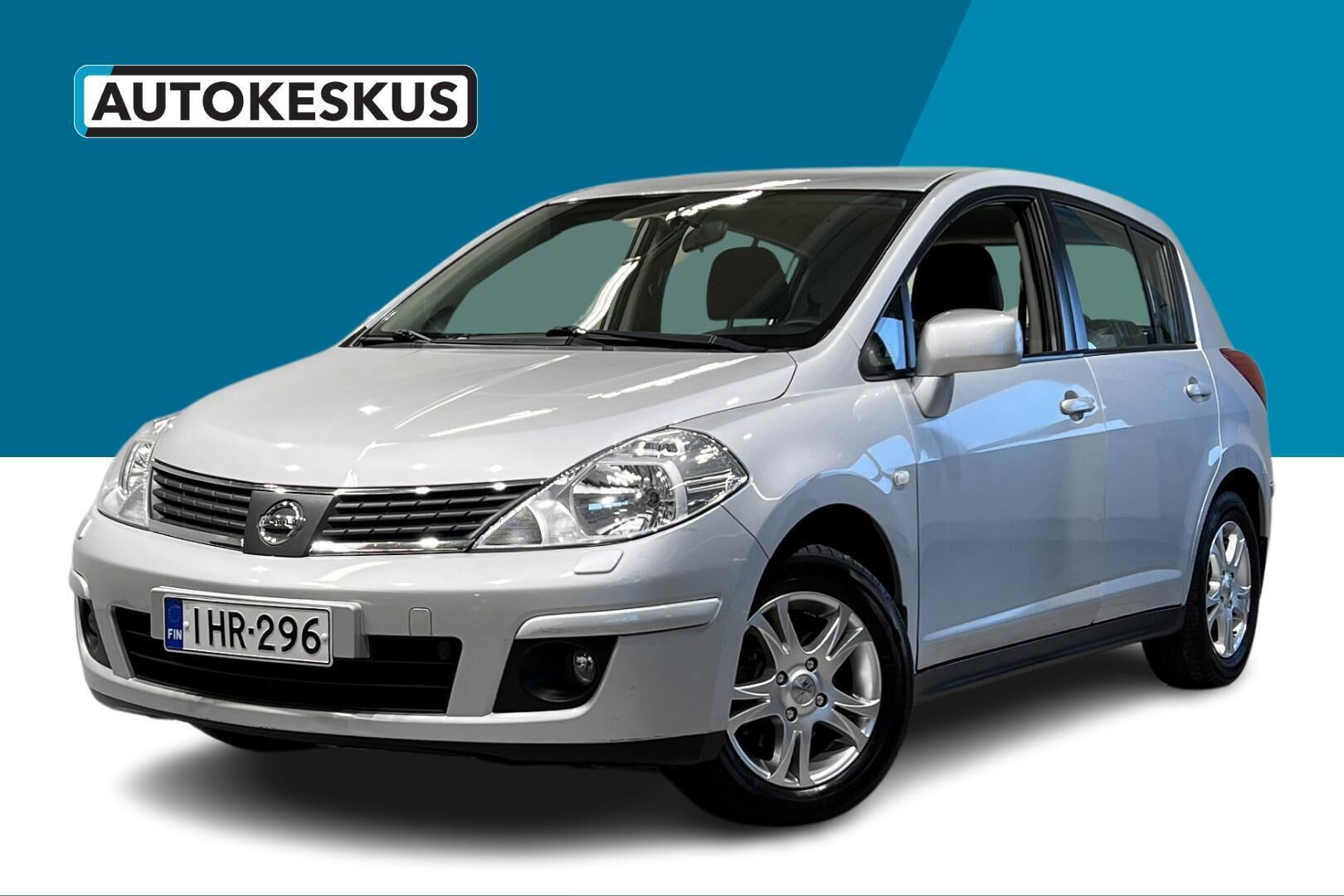 Nissan Tiida iso kuva 0