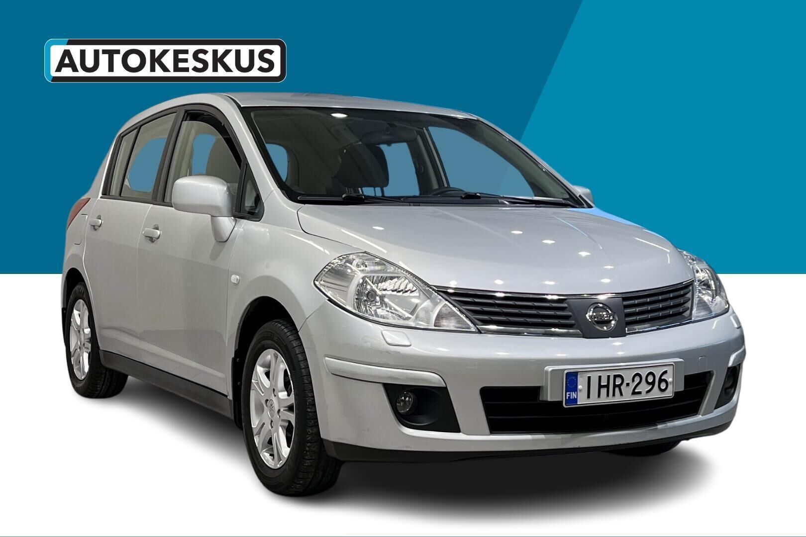Nissan Tiida iso kuva 2