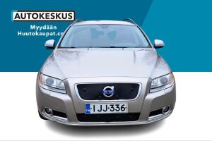 Volvo V70 esikatselu 1