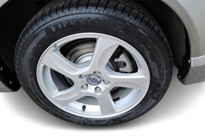 Volvo V70 esikatselu 12