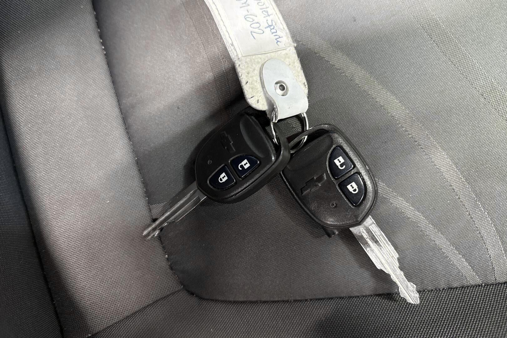 Chevrolet Spark iso kuva 30