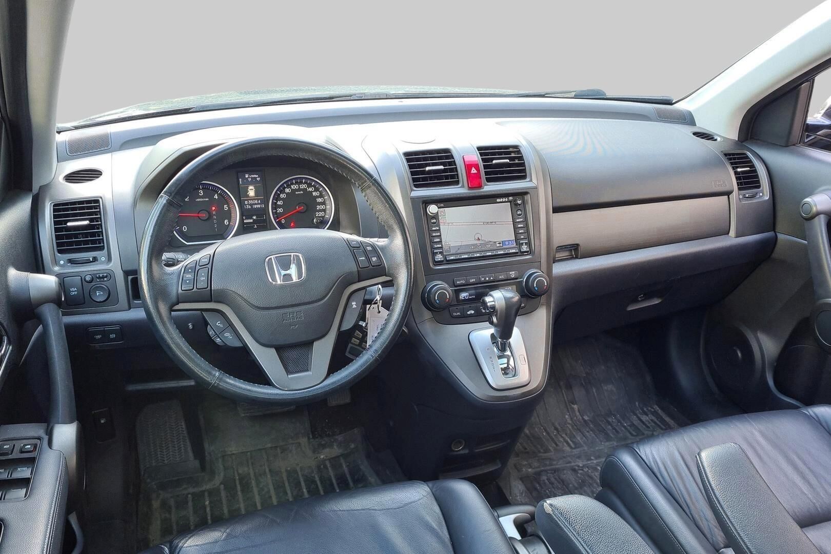 Honda CR-V iso kuva 1