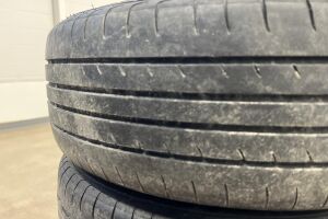 Toyota Avensis esikatselu 14