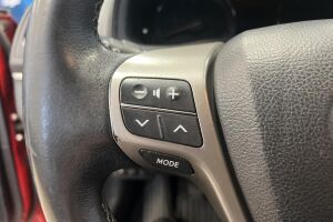 Toyota Avensis esikatselu 16