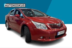 Toyota Avensis esikatselu 2