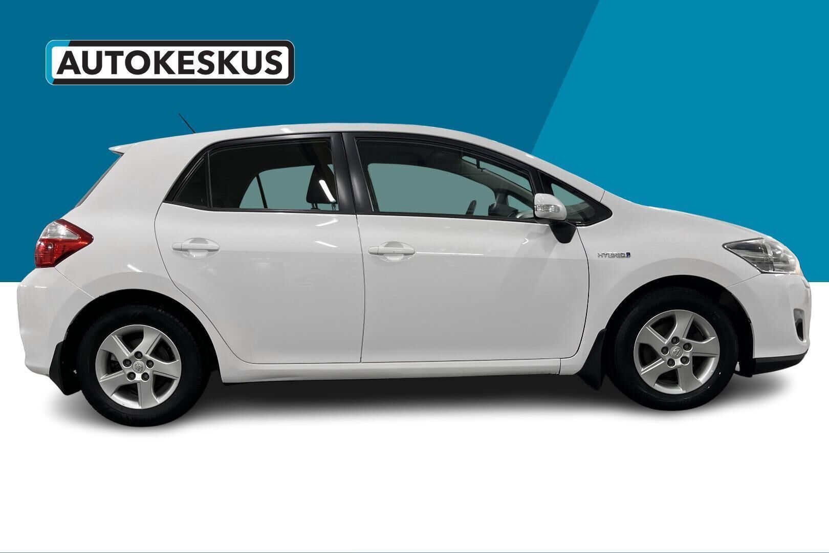 Toyota Auris iso kuva 4