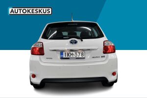 Toyota Auris esikatselu 6
