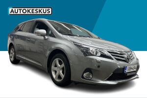 Toyota Avensis esikatselu 2