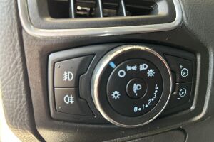 Ford Focus esikatselu 22