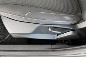 Ford Focus esikatselu 24