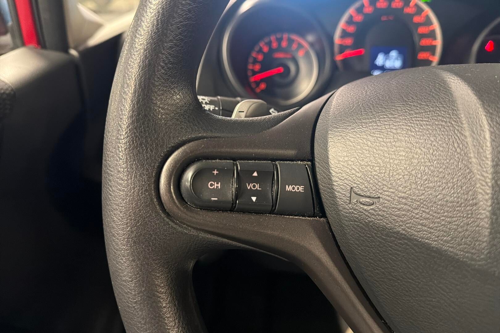 Honda Jazz iso kuva 17