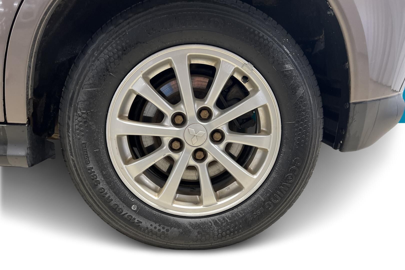 Mitsubishi ASX iso kuva 18