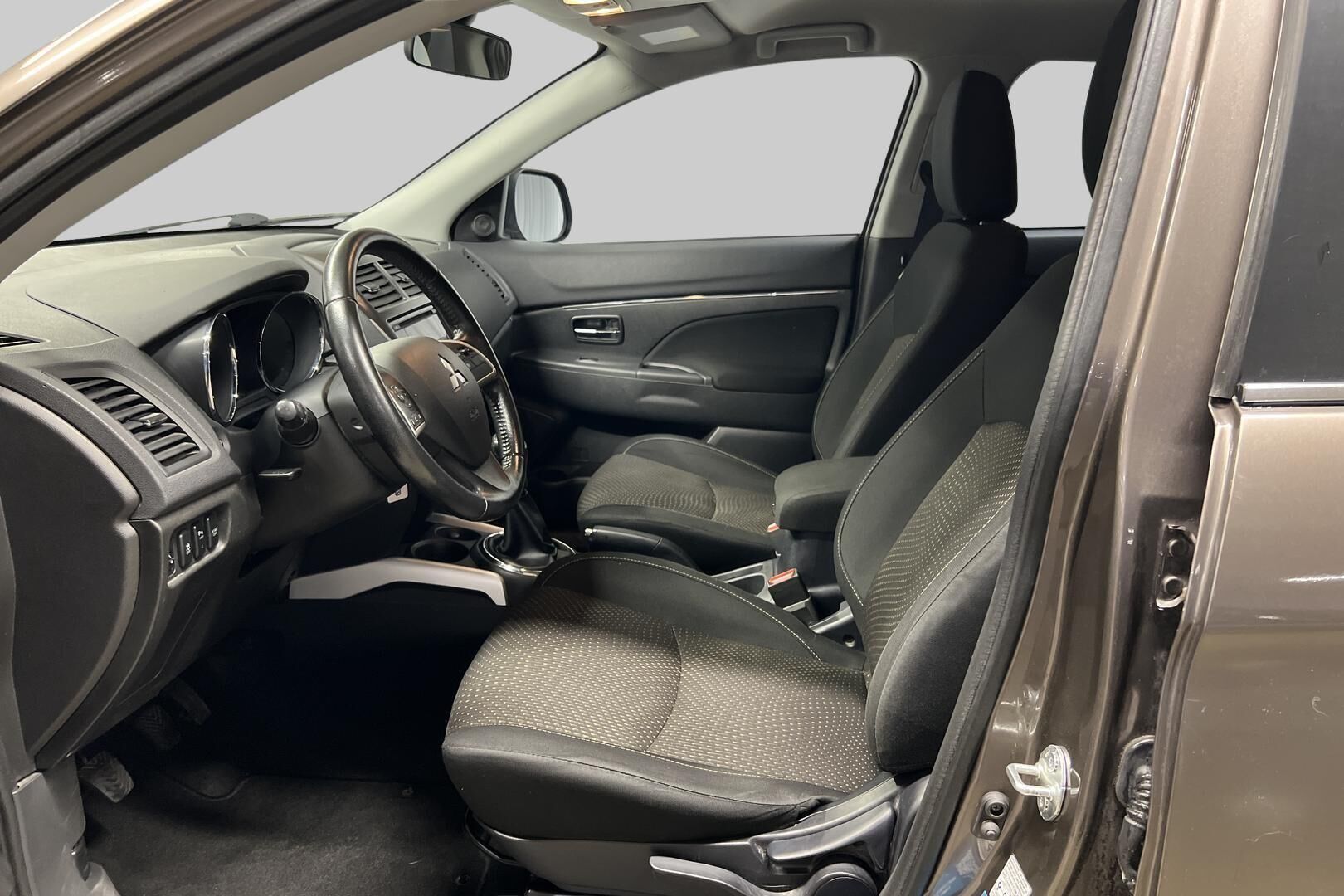 Mitsubishi ASX iso kuva 7