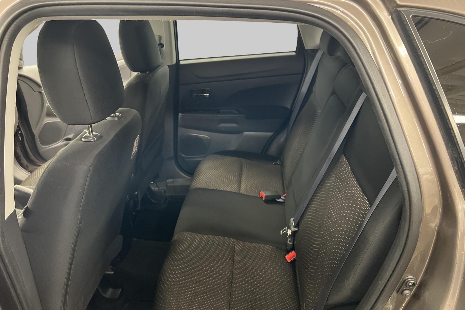 Mitsubishi ASX iso kuva 8