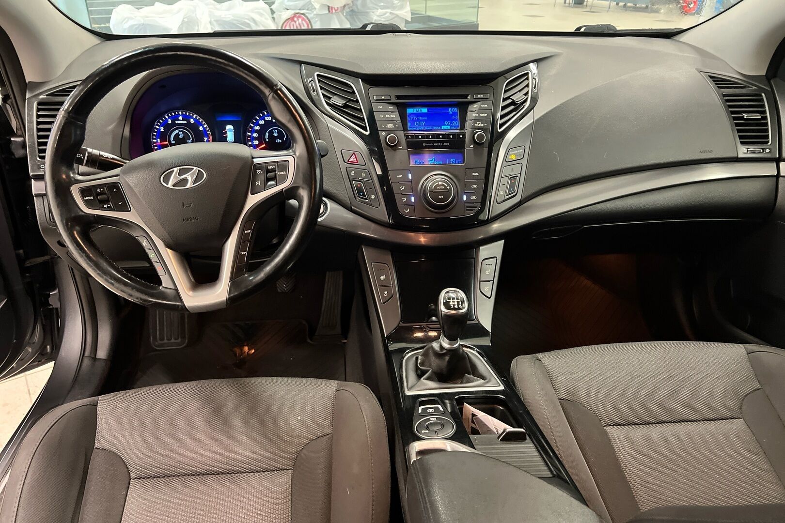 Hyundai i40 Wagon iso kuva 18