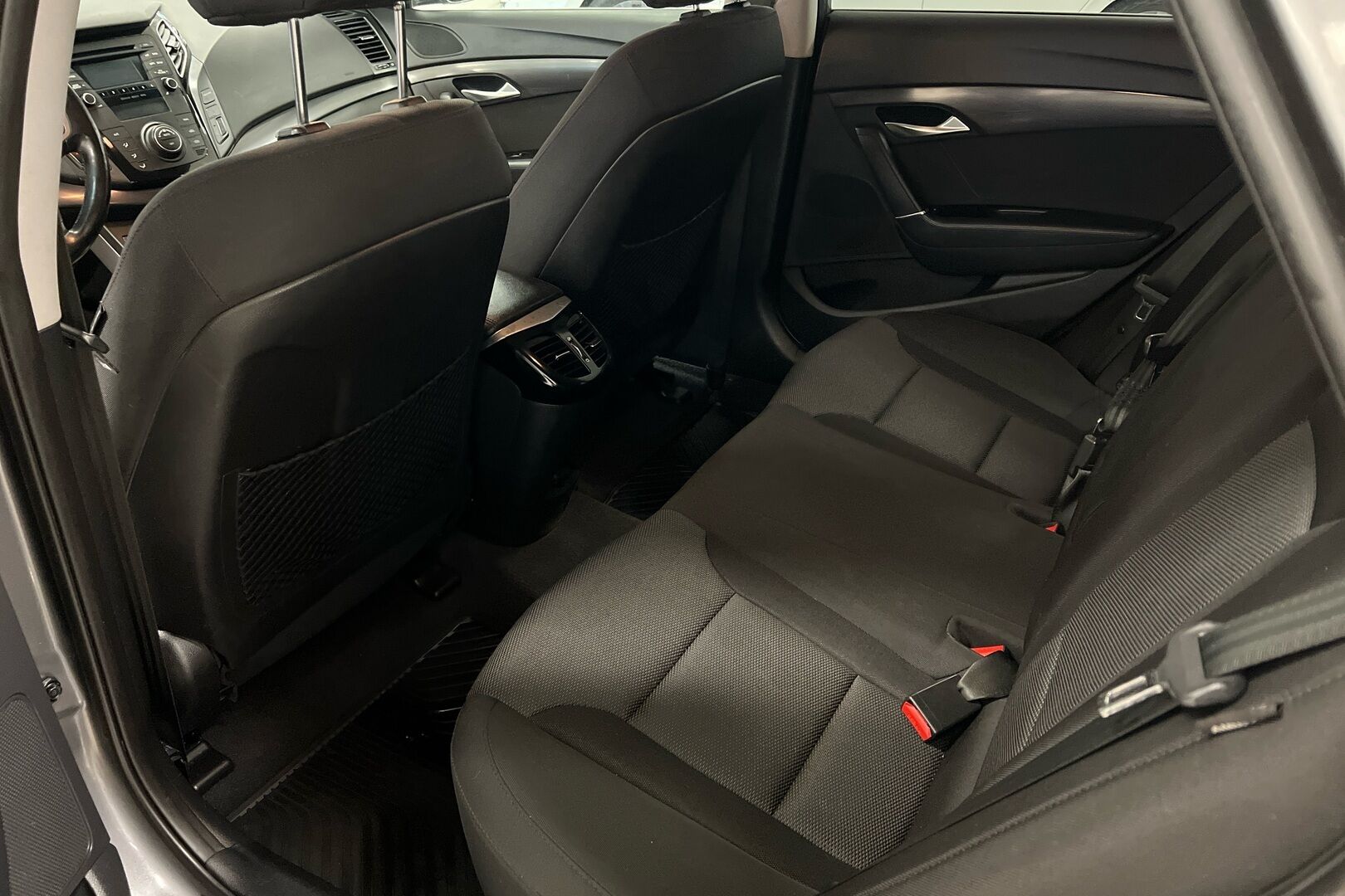 Hyundai i40 Wagon iso kuva 8