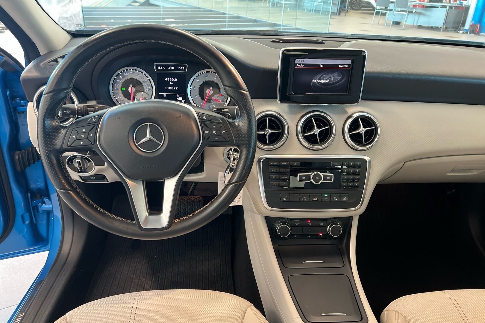 Mercedes-Benz A iso kuva 21