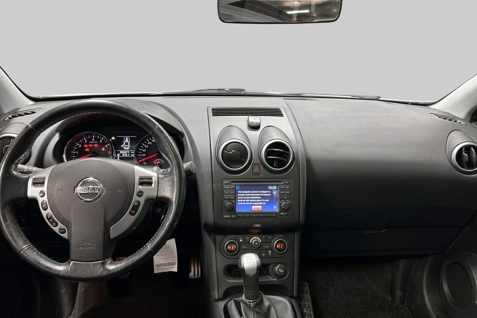 Nissan Qashqai iso kuva 10