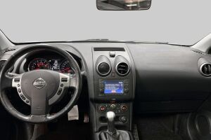 Nissan Qashqai esikatselu 10