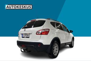 Nissan Qashqai esikatselu 4