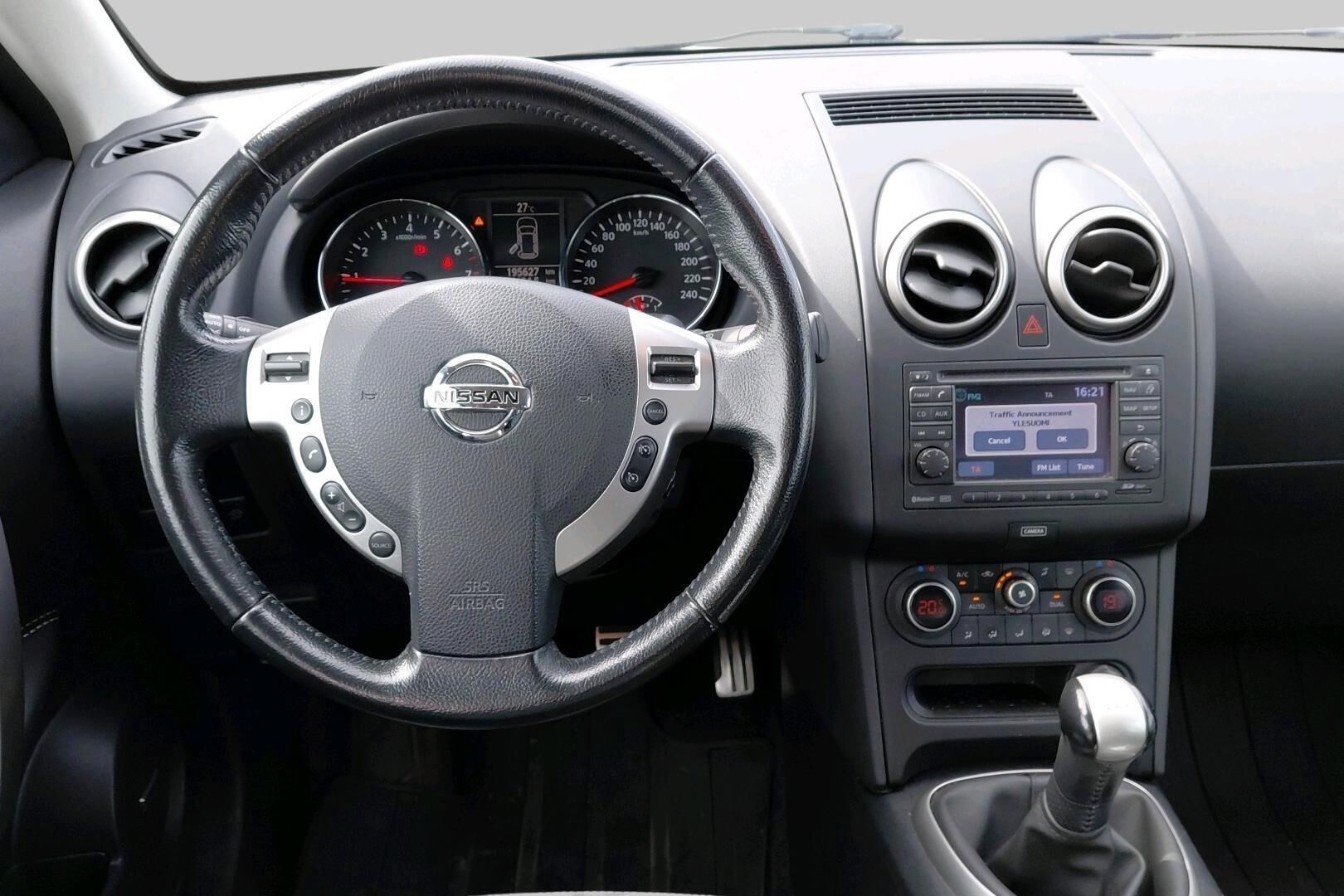Nissan Qashqai iso kuva 2